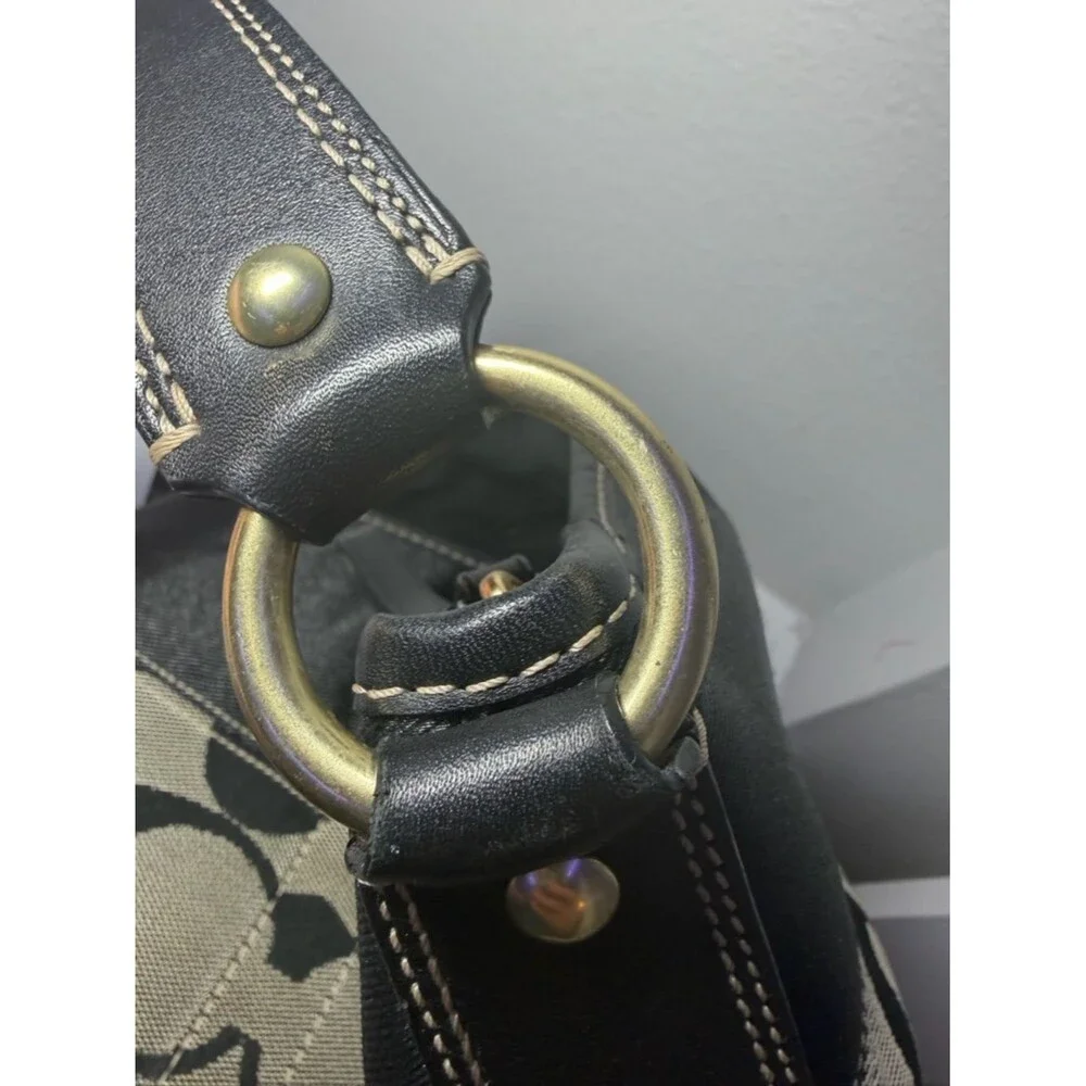 coach shoulder